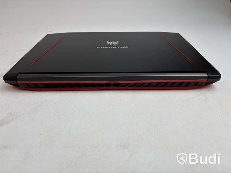 Bärbar gamingdator Acer Predator Helios 300. OBS! Inget OS