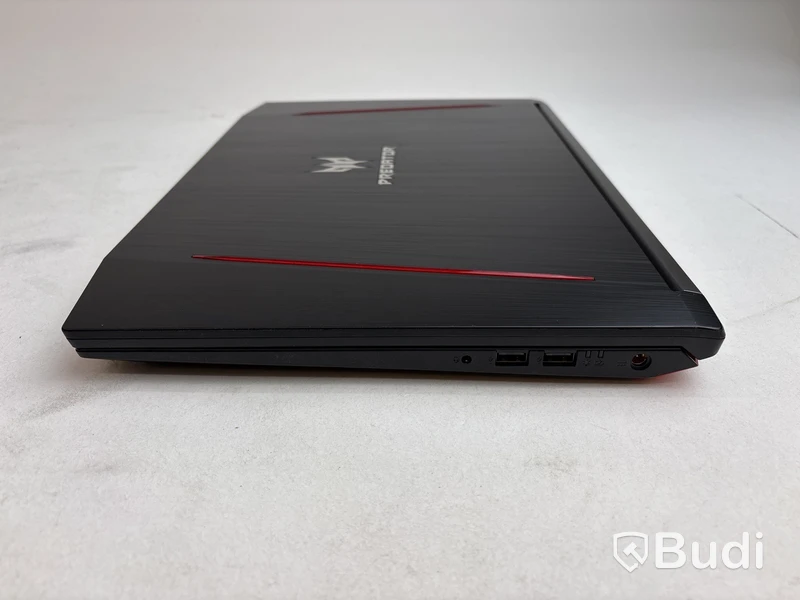 Bärbar gamingdator Acer Predator Helios 300. OBS! Inget OS