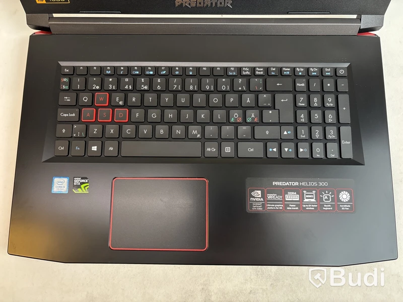 Bärbar gamingdator Acer Predator Helios 300. OBS! Inget OS