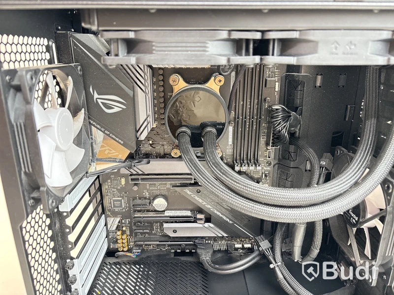 Stationär gamingdator - reparationsobjekt