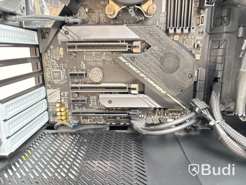 Stationär gamingdator - reparationsobjekt