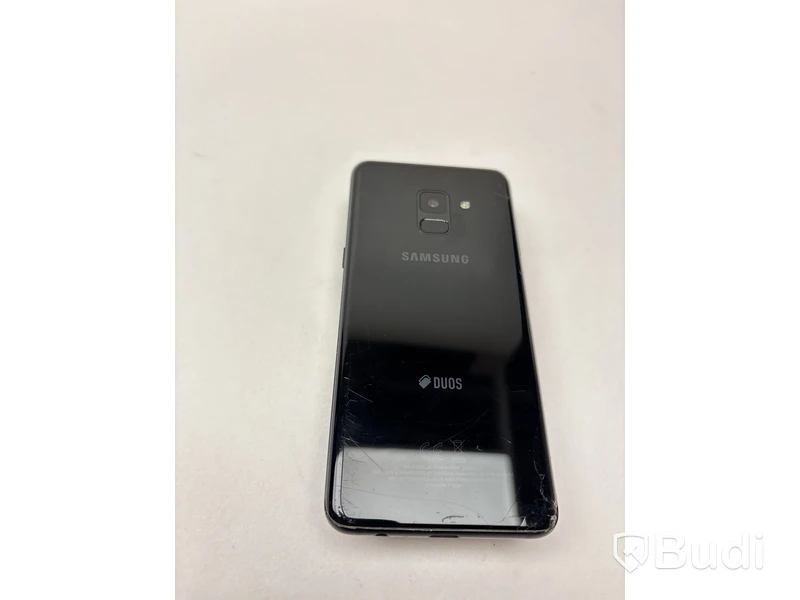 Mobil Samsung Galaxy A8 (2018) 32 GB