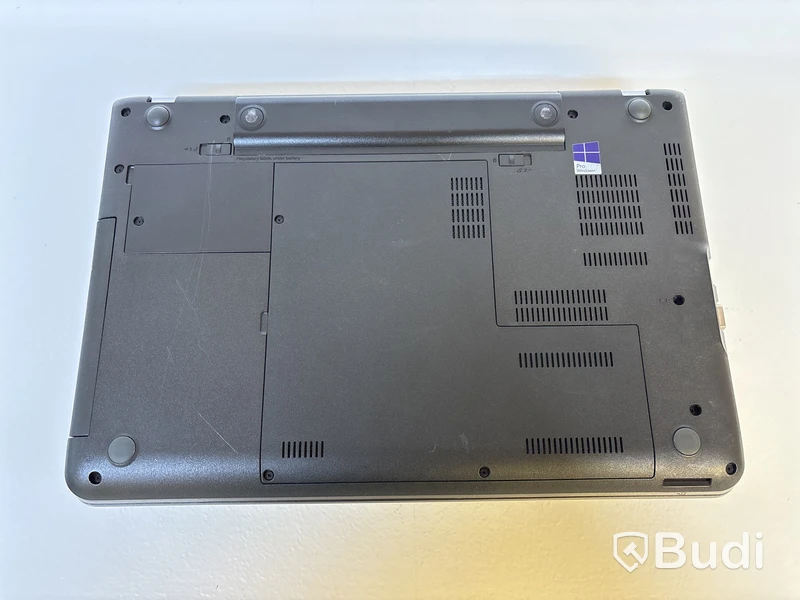 Bärbar dator Lenovo ThinkPad E560. OBS! Inget OS
