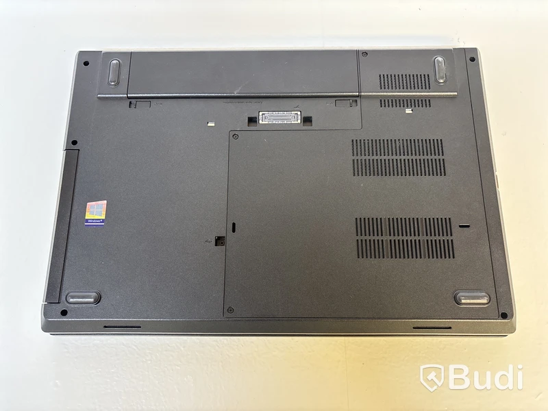 Bärbar dator Lenovo ThinkPad L570. OBS! Inget OS