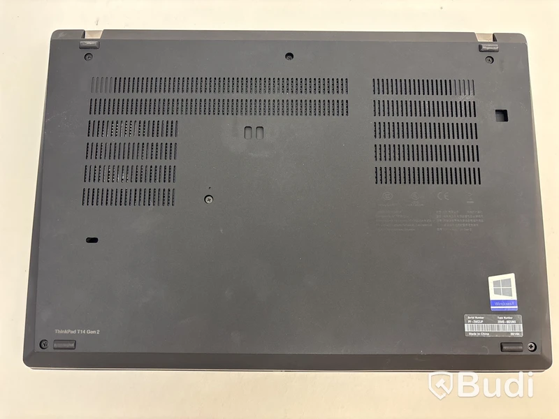 Bärbar dator Lenovo ThinkPad T14 14 tum. OBS! Repad skärm
