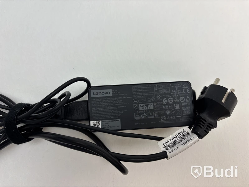 Bärbar dator Lenovo ThinkPad T14 14 tum. OBS! Repad skärm