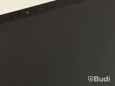 Bärbar dator Microsoft Surface Laptop Pro 7. OBS! Repor på skärmen