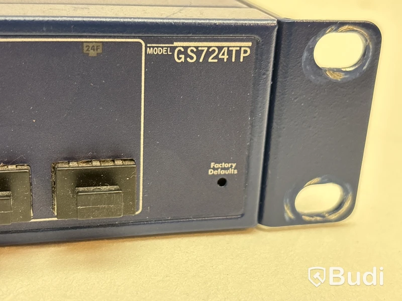 Switch Netgear GS724TP 24-port
