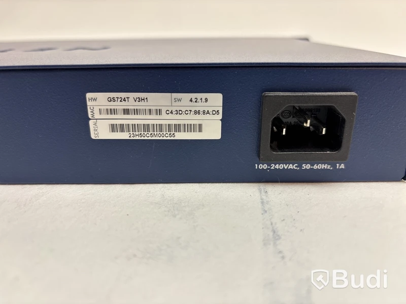 Switch Netgear GS724T v3 24-port