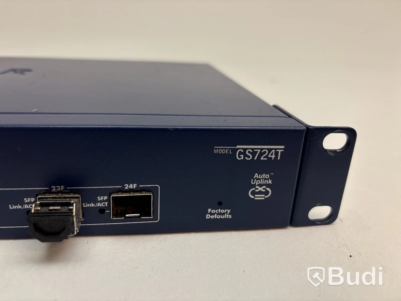 Switch Netgear GS724T v2 24-port