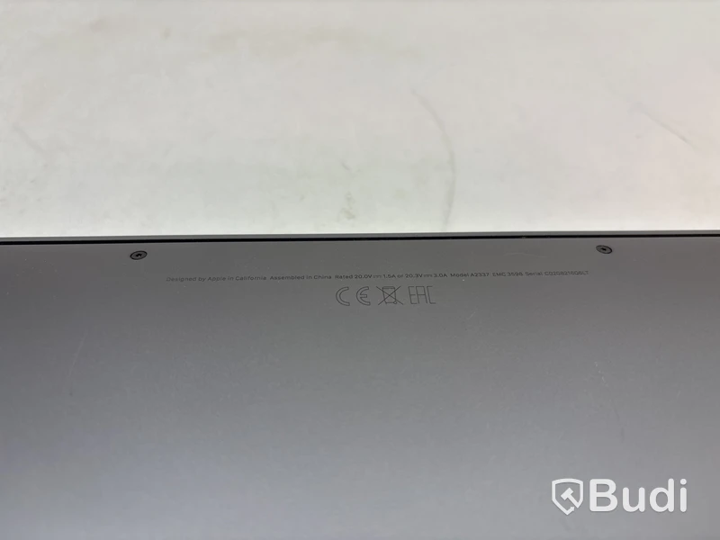 Bärbar dator Apple MacBook Air M1 13 tum (2020). Obs! Defekt skärm
