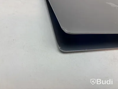 Bärbar dator Apple MacBook Air M1 13 tum (2020). Obs! Defekt skärm
