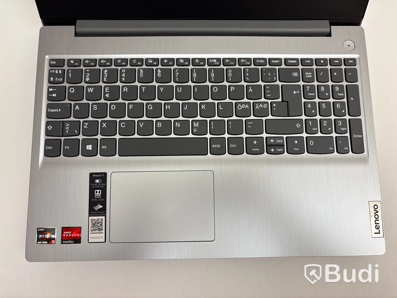 Bärbar dator Lenovo IdeaPad 3