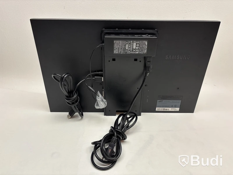 2 st. Datorskärmar Samsung S24A650S och AOC 230LM00025