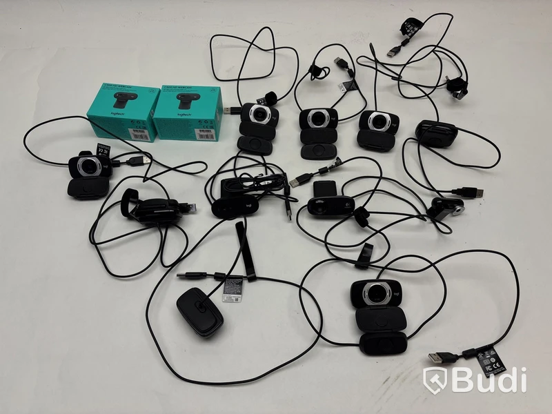 Parti med diverse Webbkameror Logitech.