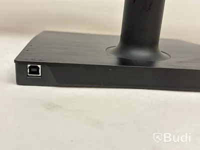 2 st. Datorskärmar, Samsung S24E650XW och S24C650DW, 24 tum inkl. skärmstativ