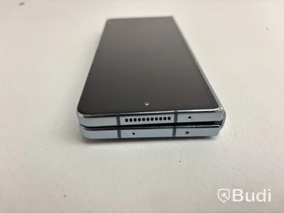 Mobil Samsung Galaxy Z Fold 4. OBS! Defekt skärm