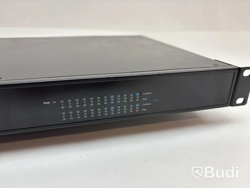Switch Pakedge S24H 24-port med PoE