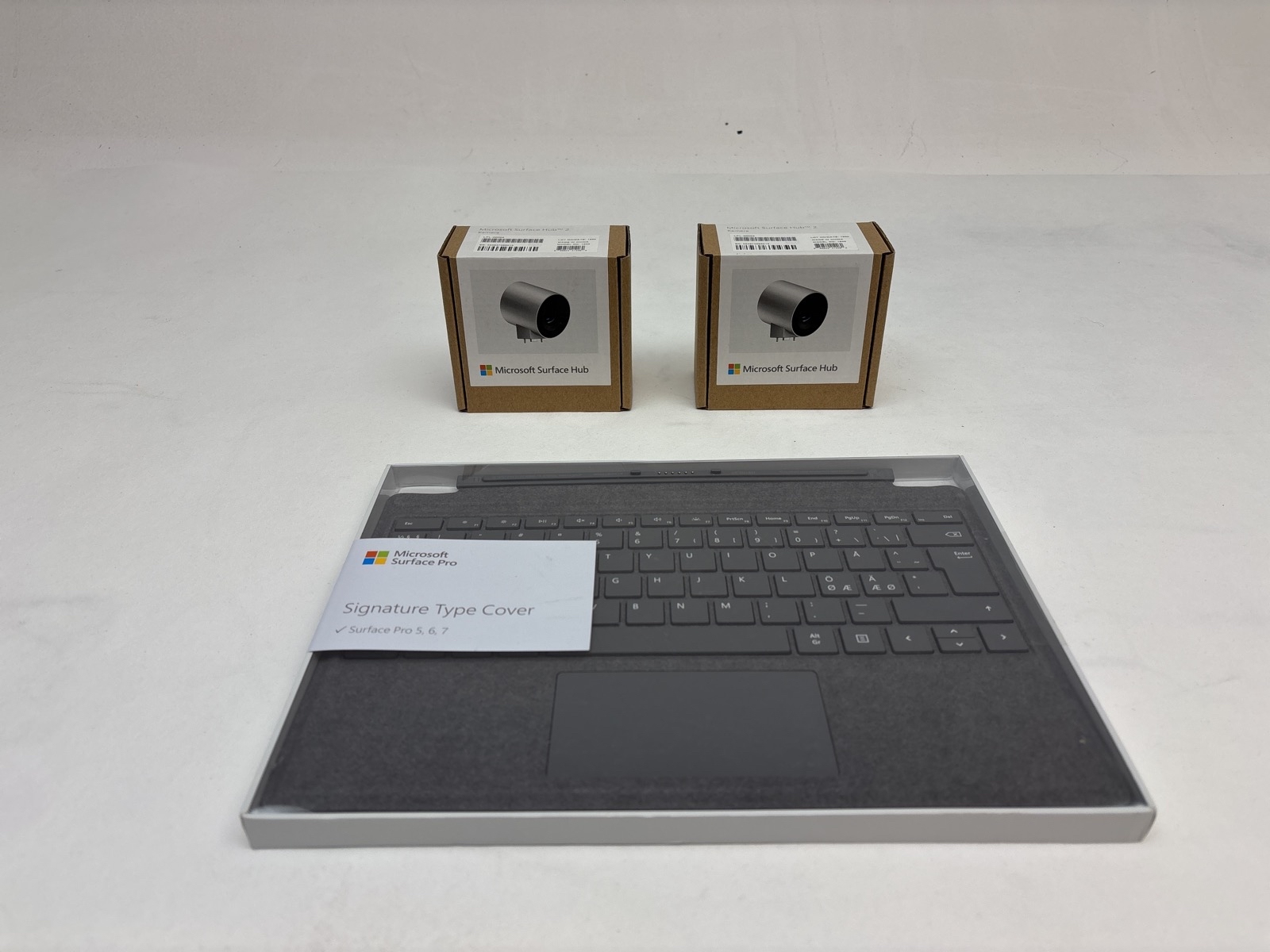 Tangentbord inkl. 2 st. Kameror Microsoft