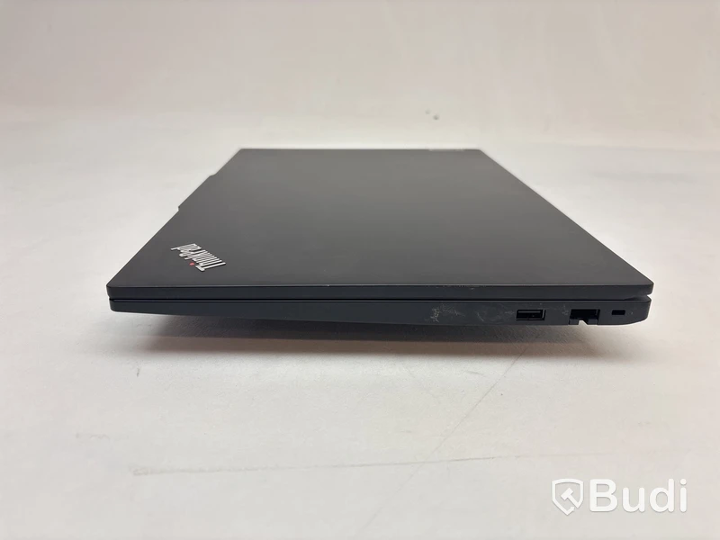 Bärbar dator Lenovo ThinkPad E16