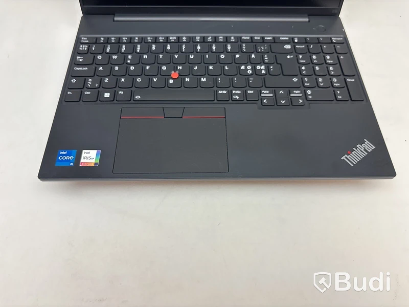 Bärbar dator Lenovo ThinkPad E16