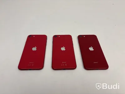 3 st. Mobiler Apple iPhone SE, olika modeller