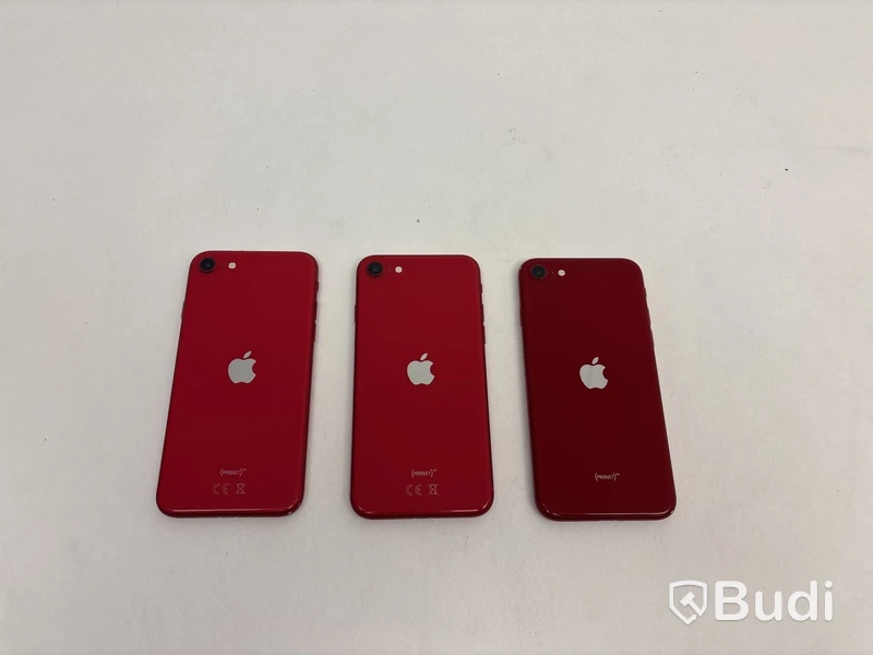 3 st. Mobiler Apple iPhone SE, olika modeller