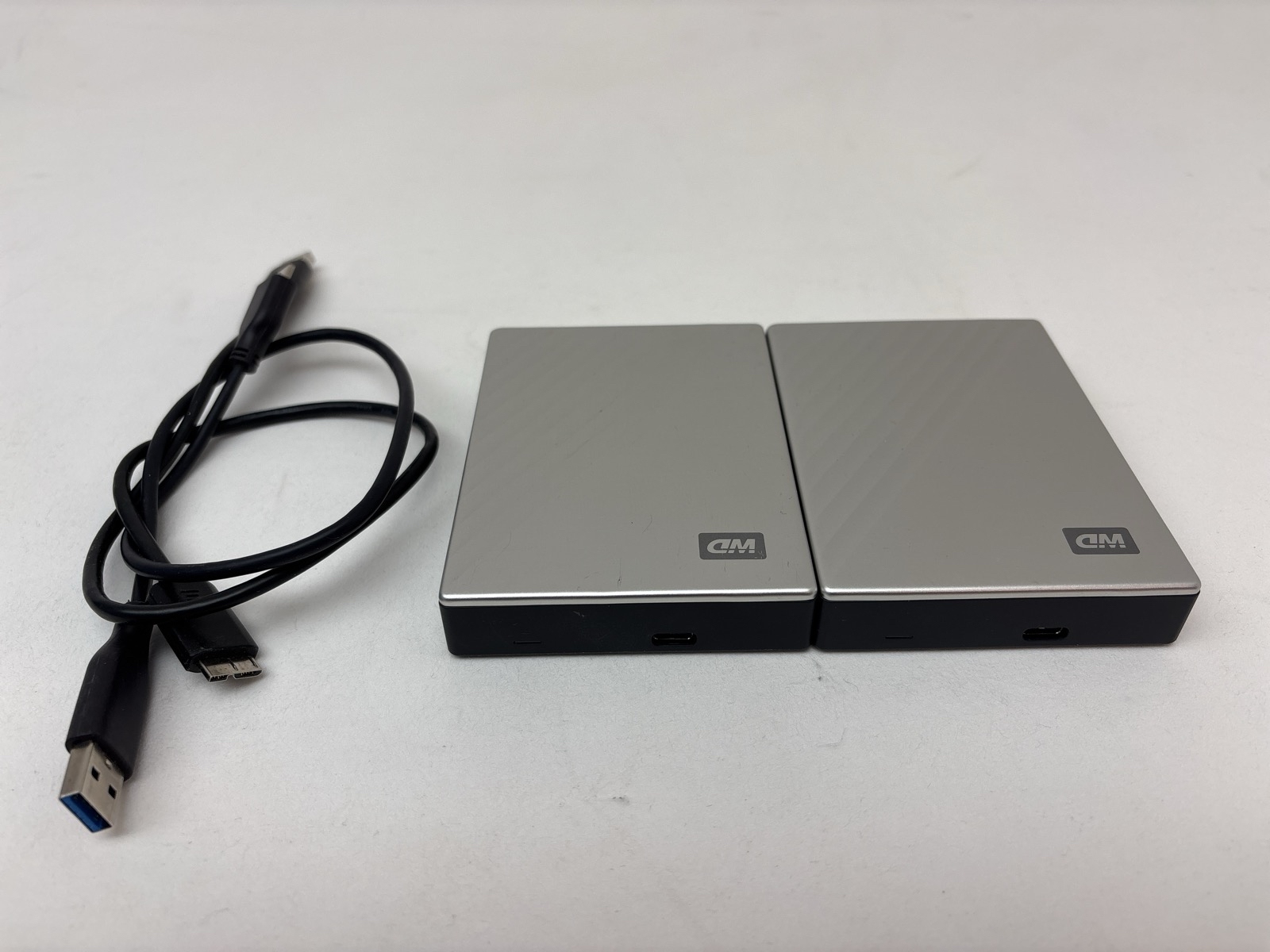 2 st. Externa hårddiskar WD My Passport Ultra á 4TB