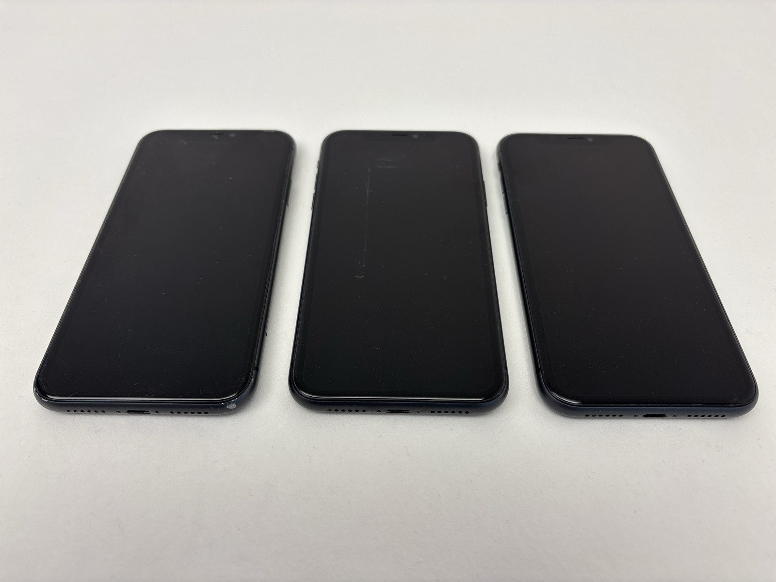 3 st. Mobil Apple iPhone 11 64GB