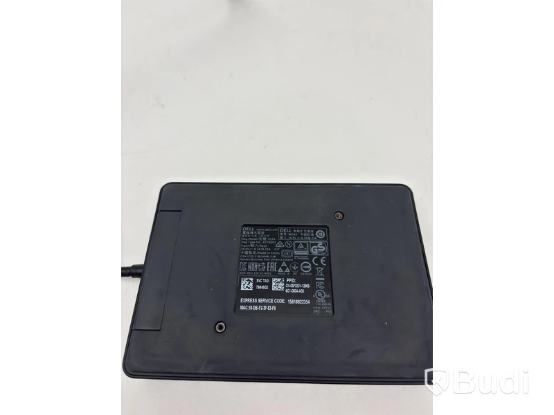 2 Dell docking stations, different models