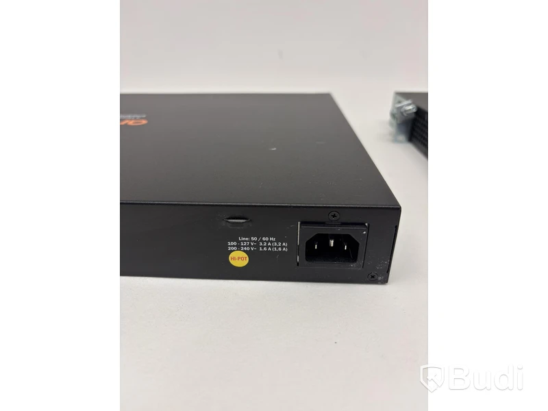 2 st. Switch Aruba J9773A 24-port