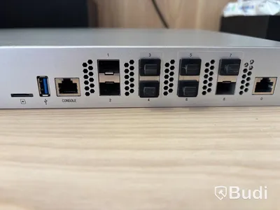 Gateway Ubiquiti USG-XG-8