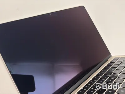 Apple MacBook Air M2 14-inch Laptop (2022)
