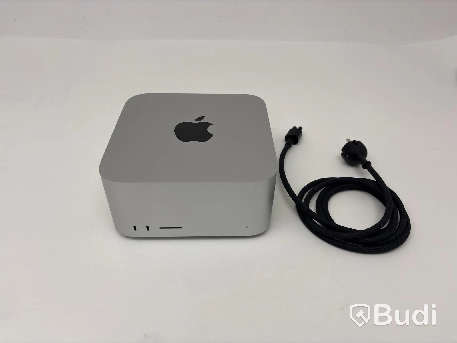 Apple Mac Studio M2 Ultra Desktop Computer (2023)