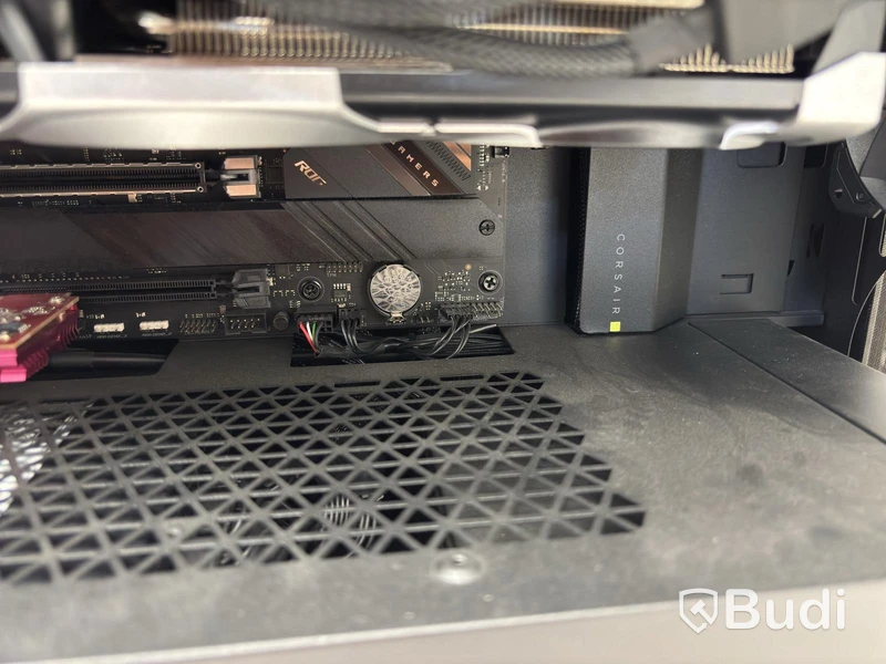Desktop gaming PC