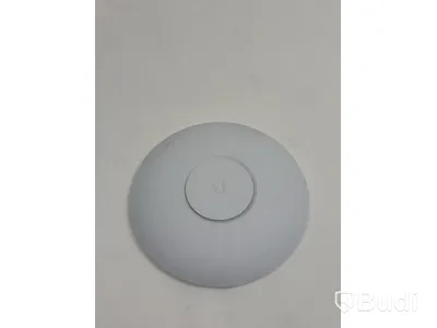 2 st. Accesspunkter Ubiquiti, olika modeller