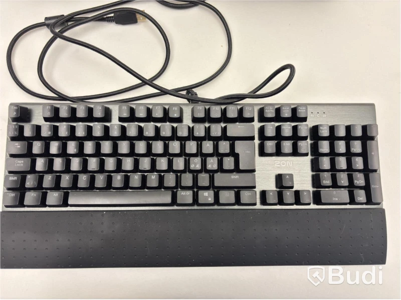 3 st. Gaming-tangentbord, olika modeller