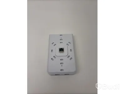 Ubiquiti UniFi wireless access point