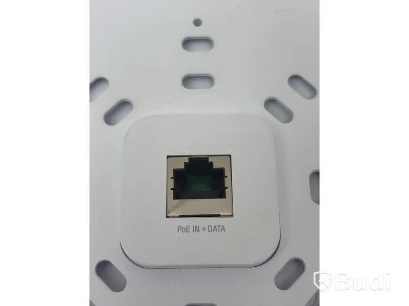 Ubiquiti UniFi wireless access point