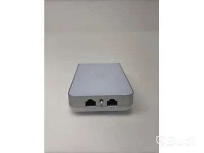 Ubiquiti UniFi wireless access point