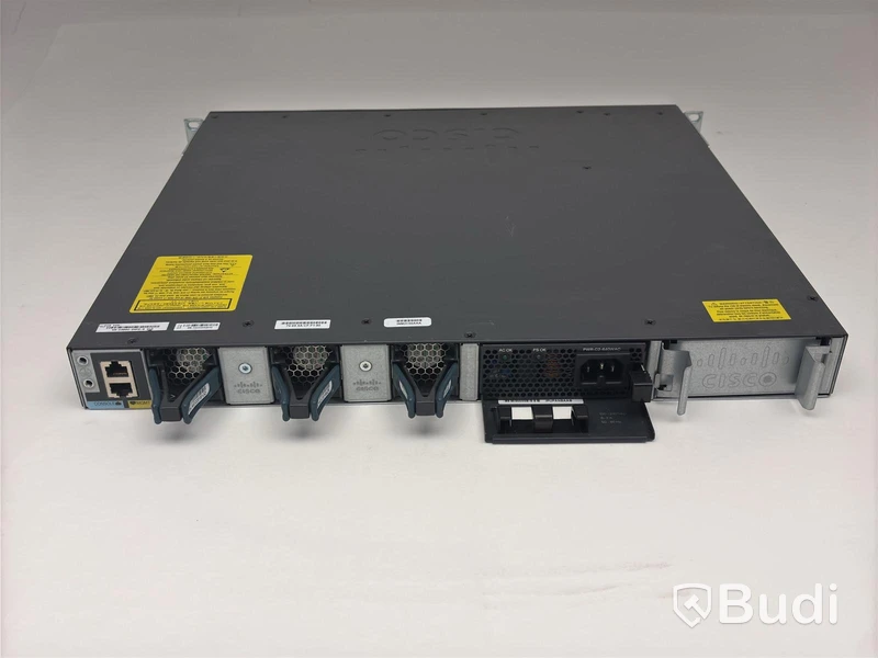 Cisco WS-C3650-24PD Switch