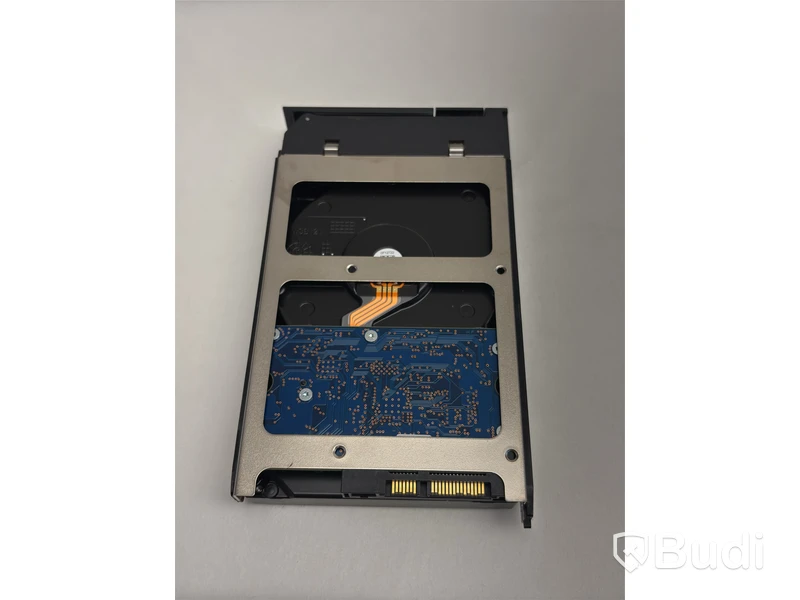 Nas Promise, Pegasus 3 R4 8TB
