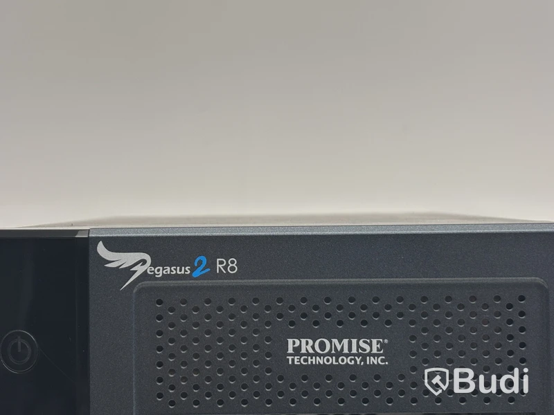 Nas Promise, Pegasus 2 R8