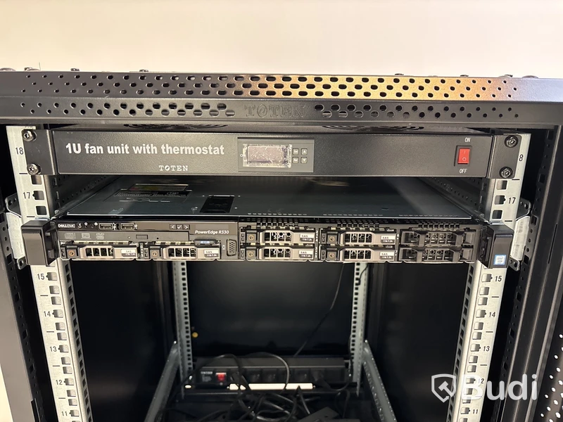 Serverrack inkl, Dell PowerEdge R330