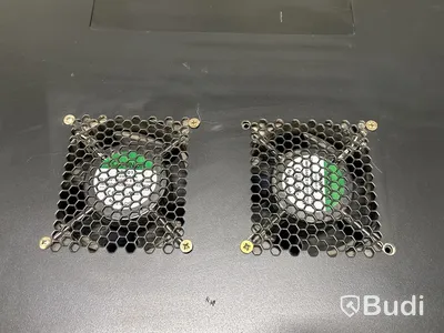 Serverrack Toten inkl. 24-port nätverksswitch