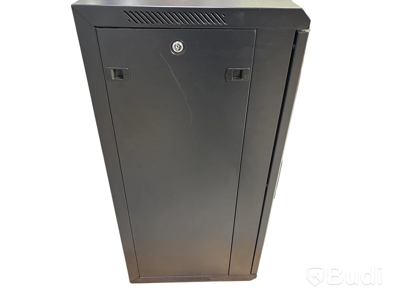 Serverrack Toten inkl. 24-port nätverksswitch