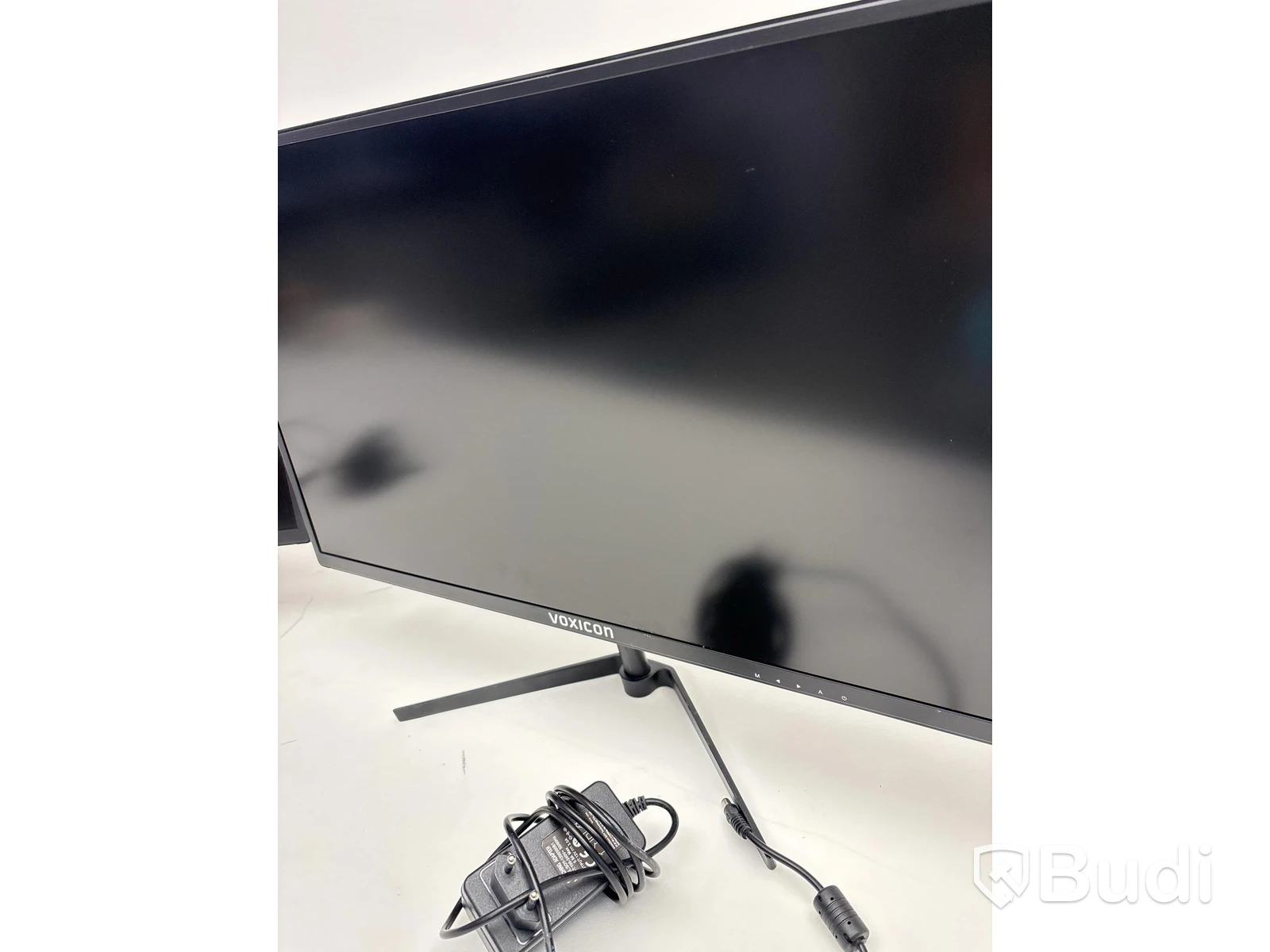 2 pcs. Voxicon computer monitors, D24FO
