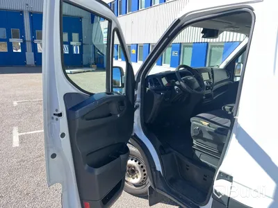 Skåpbil Iveco Daily 35-140 2.3 JTD Hi-Matic -2018 | Reparationsobjekt