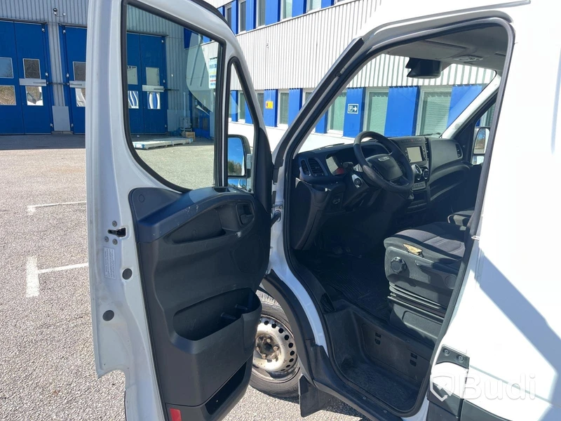 Skåpbil Iveco Daily 35-140 2.3 JTD Hi-Matic -2018 | Reparationsobjekt