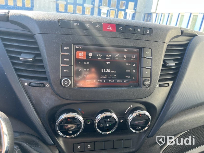 Skåpbil Iveco Daily 35-140 2.3 JTD Hi-Matic -2018 | Reparationsobjekt